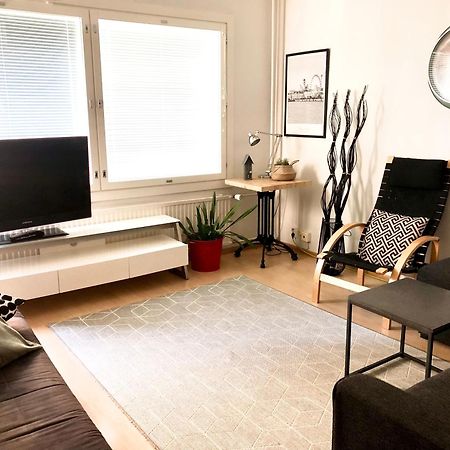 Scandinavian Home In Heart Of Helsinki 26 Exterior photo