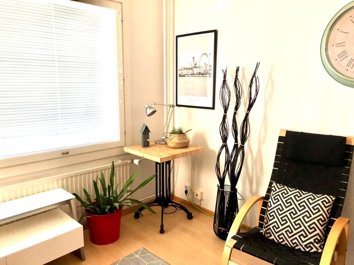 Scandinavian Home In Heart Of Helsinki 26 Exterior photo